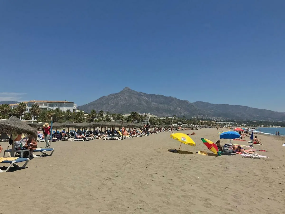 Marina Banus Apartment - Frontline Beach Suite - Puerto Banus Marbella Spain