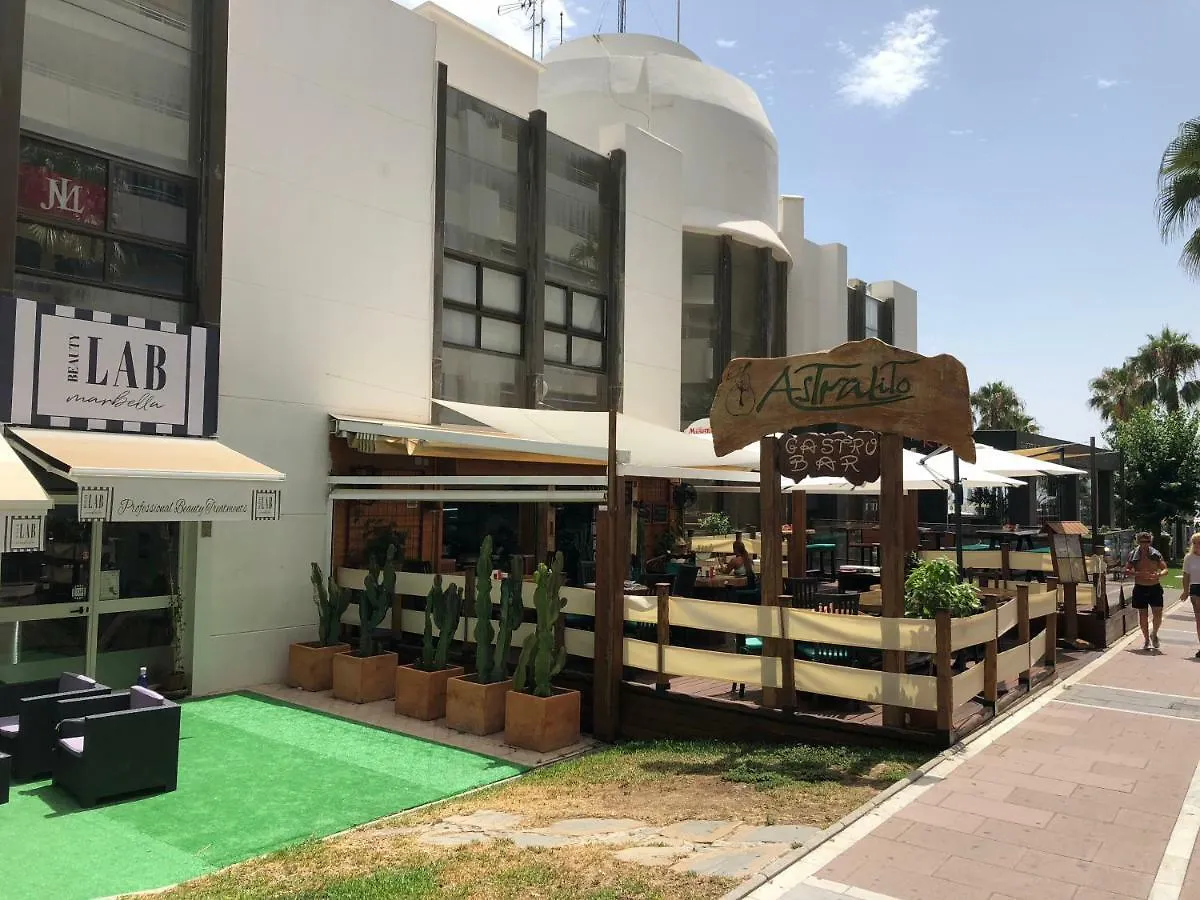 Marina Banus Apartment - Frontline Beach Suite - Puerto Banus Marbella